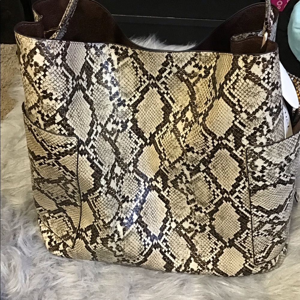Snake skin women’s purse